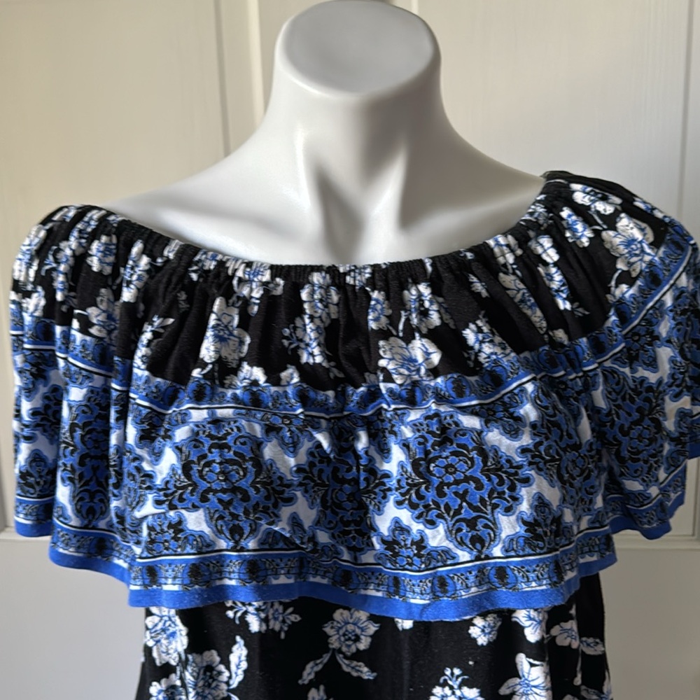 American Rag Top. Size 1X GUC